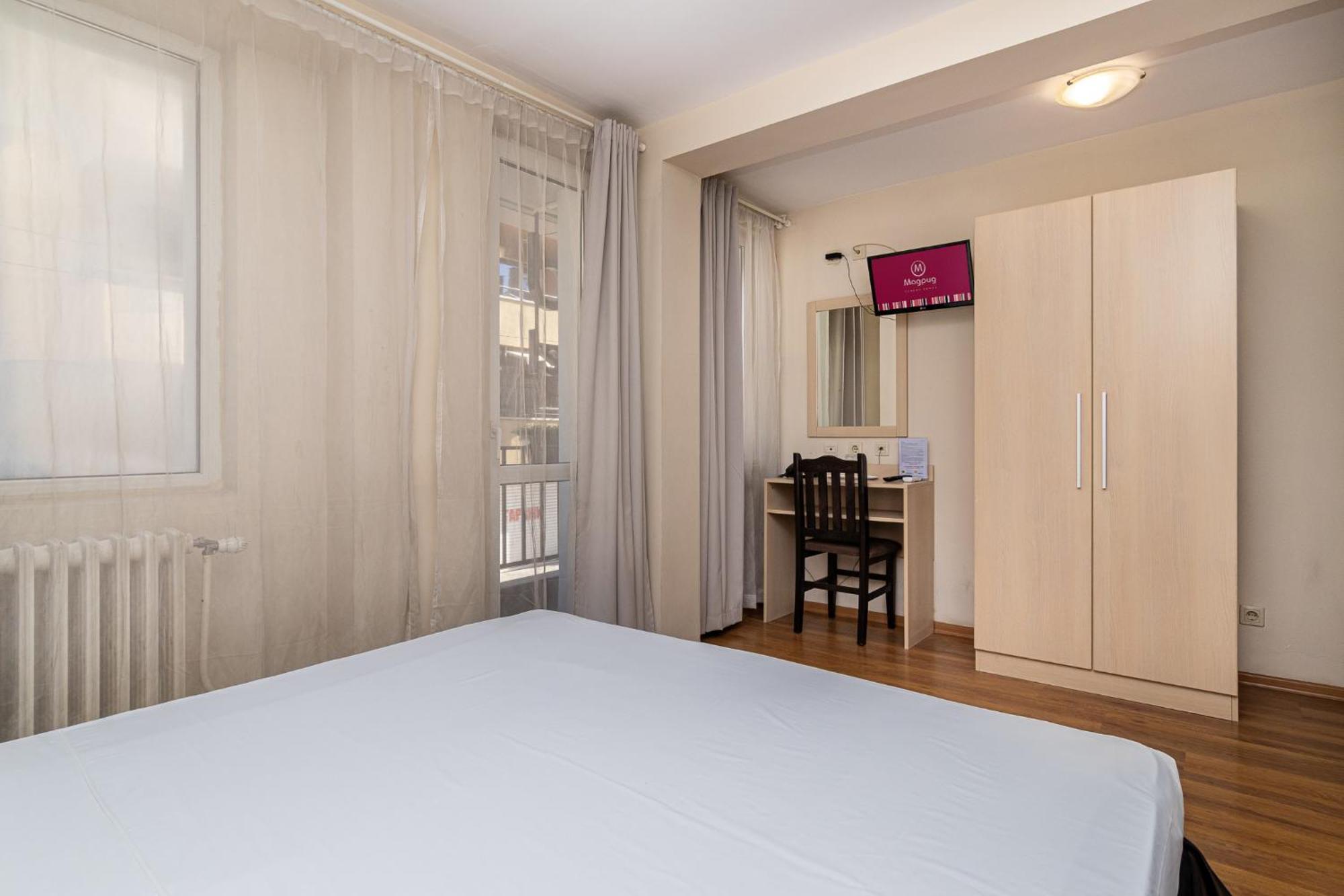 Family Hotel Madrid ソフィア エクステリア 写真