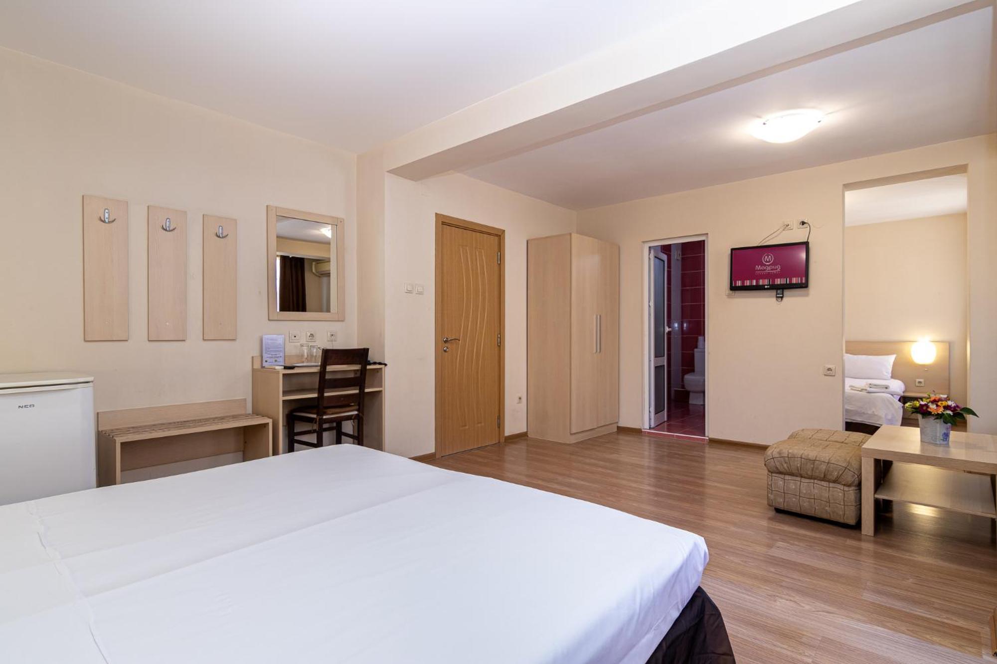 Family Hotel Madrid ソフィア エクステリア 写真