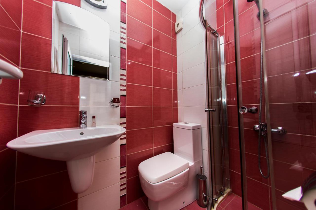 Family Hotel Madrid ソフィア エクステリア 写真