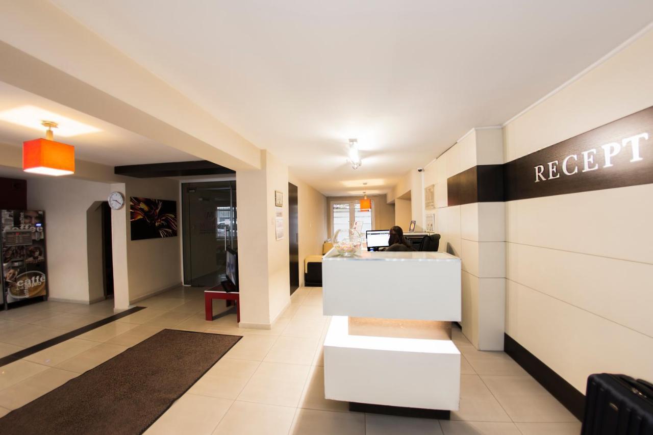 Family Hotel Madrid ソフィア エクステリア 写真